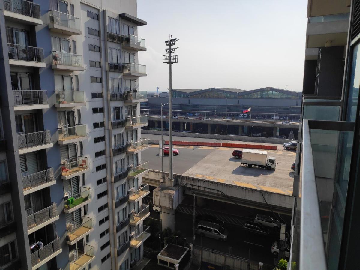 Palm Tree Condos Near Mnl Airport Terminal 3 By Elr Манила Екстериор снимка