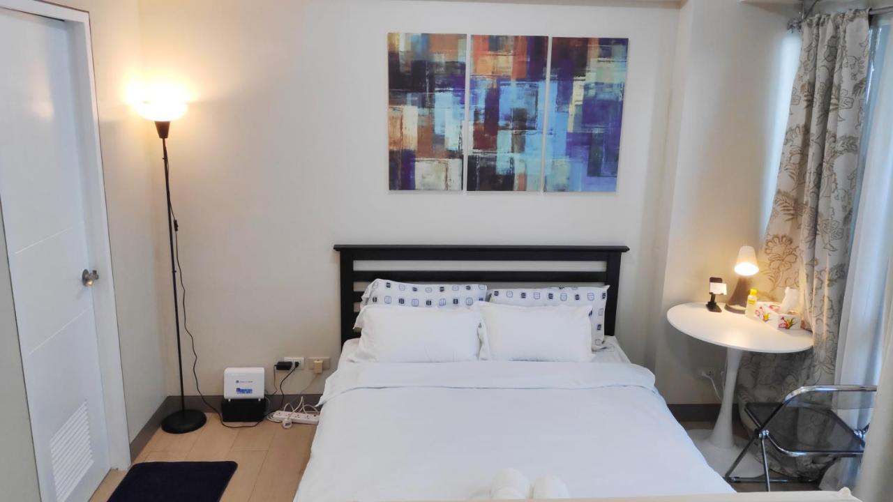 Palm Tree Condos Near Mnl Airport Terminal 3 By Elr Манила Екстериор снимка