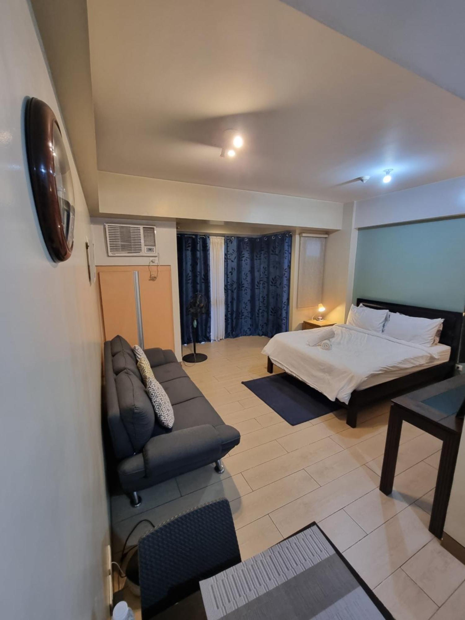Palm Tree Condos Near Mnl Airport Terminal 3 By Elr Манила Екстериор снимка