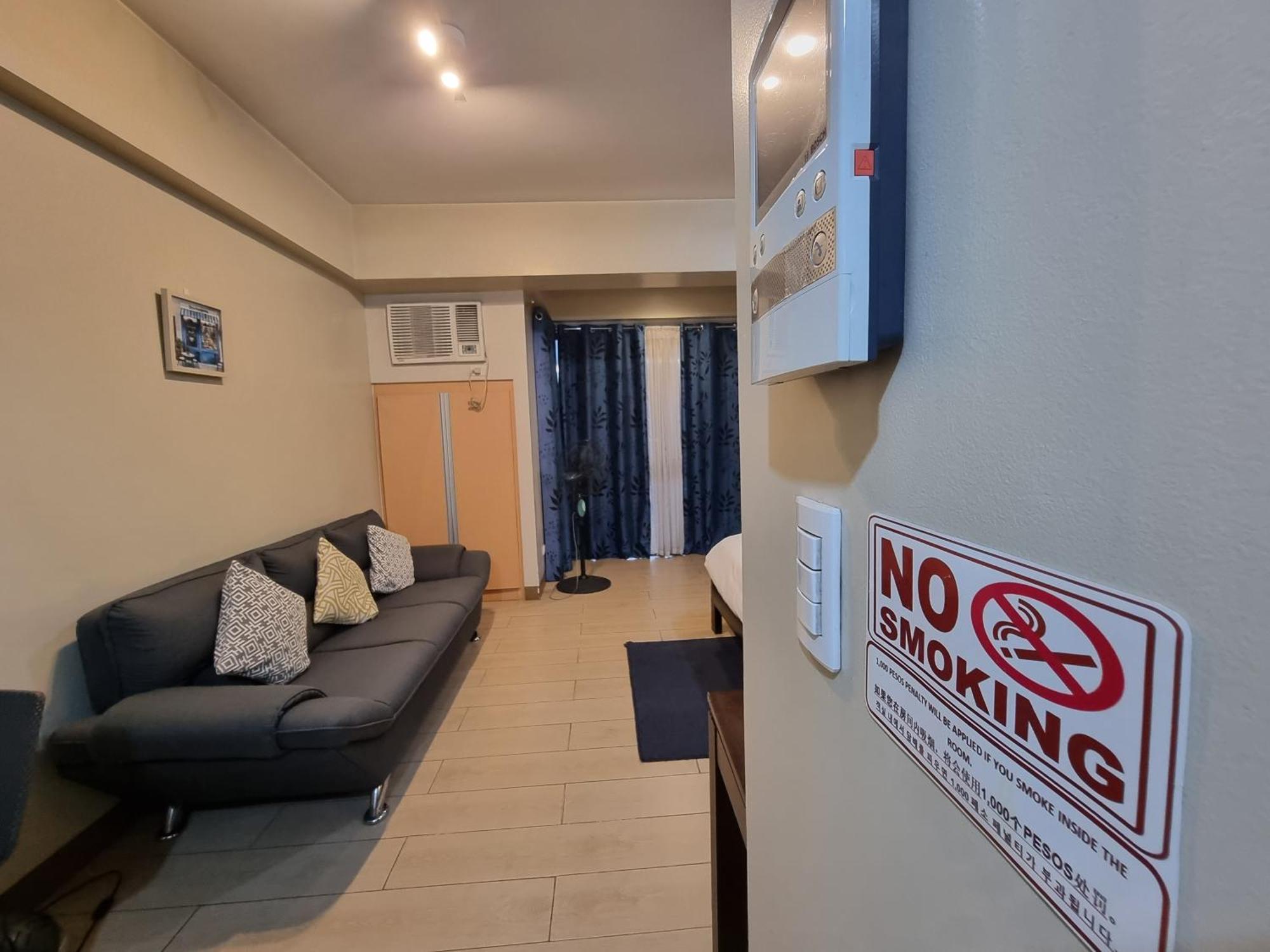 Palm Tree Condos Near Mnl Airport Terminal 3 By Elr Манила Екстериор снимка