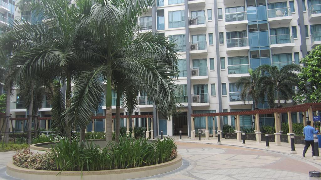 Palm Tree Condos Near Mnl Airport Terminal 3 By Elr Манила Екстериор снимка